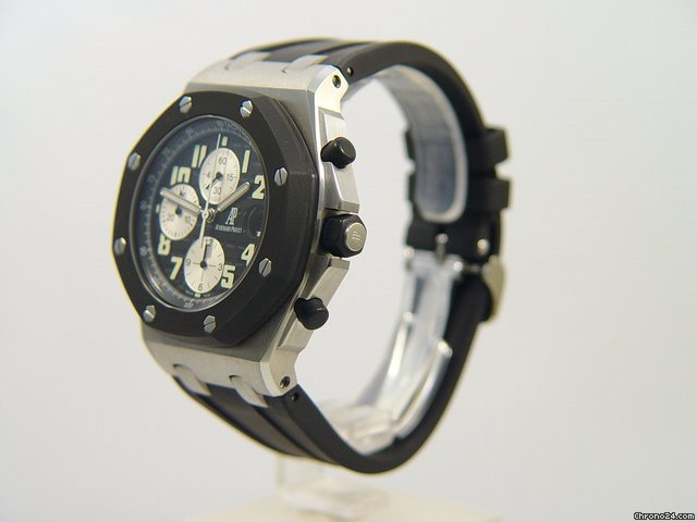 replica Audemars Piguet Royal Oak Offshore Chronograph Steel, Black, Never Worn. WATCHES 1