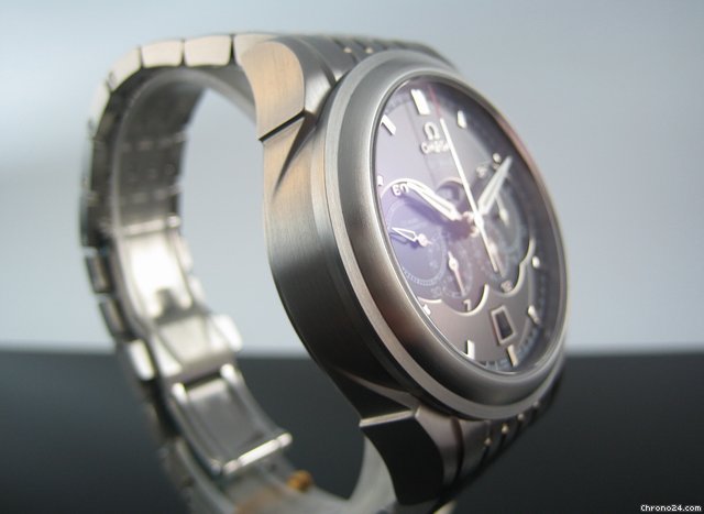replica Omega De Ville 4 Counters Chrono 422.10.41.52.06.001 WATCHES 1
