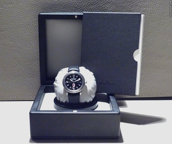Blancpain AQUA LUNG, AC MILAN, LIMITED EDITION ONLY 100 EXAMPLES WATCHES 2