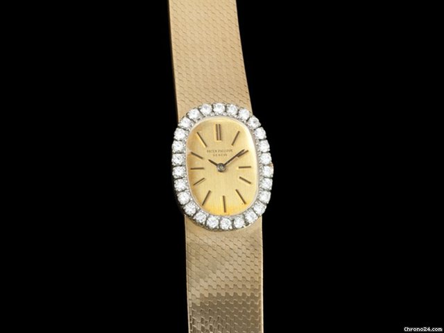 Patek Philippe 1970 Vintage Ladies PATEK PHILIPPE Ellipse Bracelet Watch - WATCHES 2