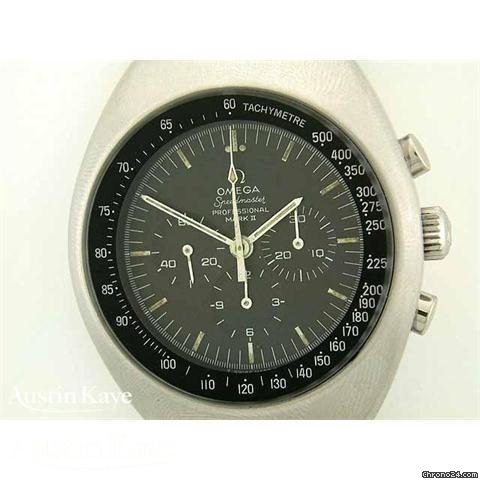 Omega Speedmaster Mark II steel manual on bracelet WATCHES 2