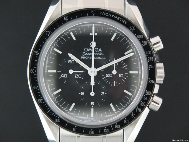 Omega Speedmaster Professional Moonwatch WATCHES 2