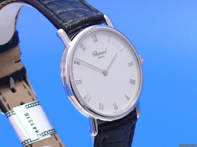 replica Chopard Les Classiques 18KWei gold WATCHES 1