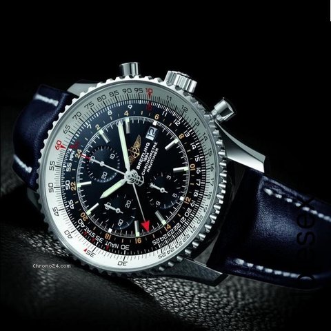 Breitling Navitimer World WATCHES 2