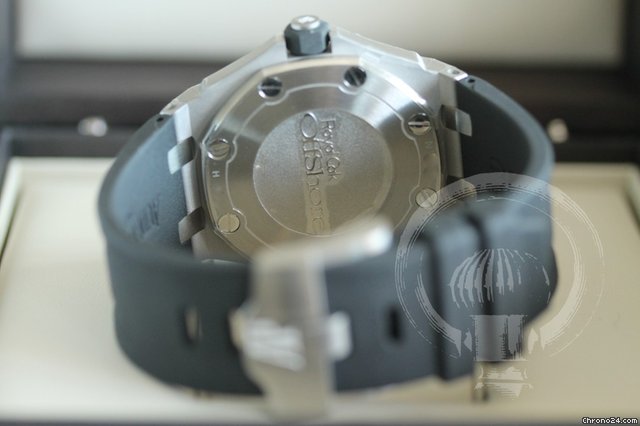 replica Audemars Piguet Royal Oak Offshore Diver (€10.500,- Excl. VAT) WATCHES 1