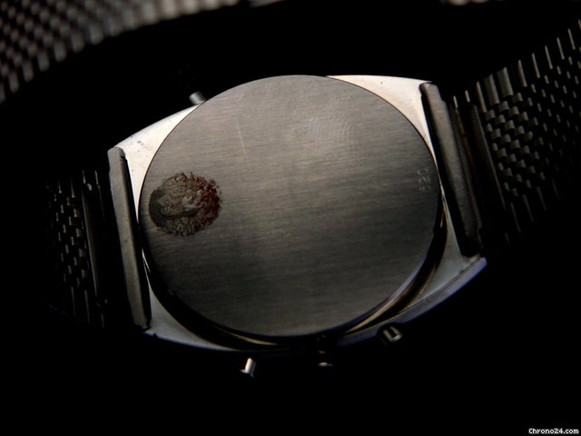 Omega Speedmaster Quartz WATCHES 2