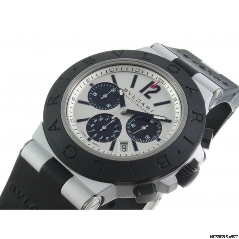 Bulgari Diagono Alu / Kautschuk Herrenchronograph Ref. AC44TA Neuw. WATCHES 2