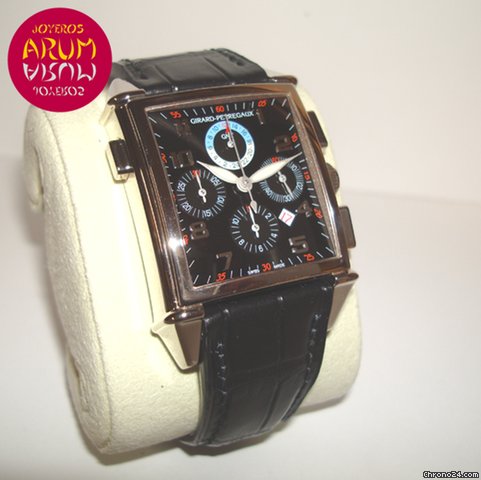 Girard Perregaux Vintage 1945 WATCHES 2