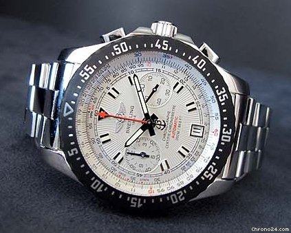 Breitling SKYRACER RAVEN WATCHES 2