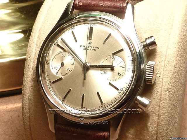 Breitling Vintage 1945 Waterproof Chronograph - ref. 790 WATCHES 2