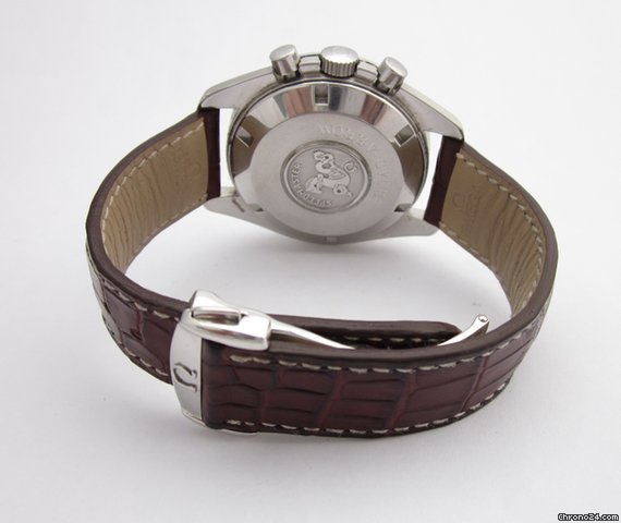 Omega Speedmaster Broad Arrow WATCHES 2