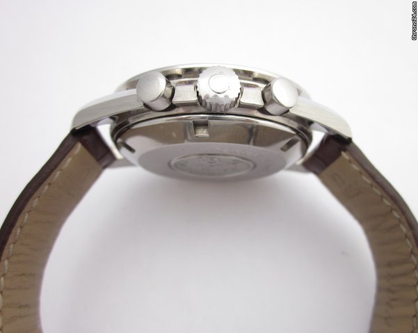 replica Omega Speedmaster Broad Arrow WATCHES 1