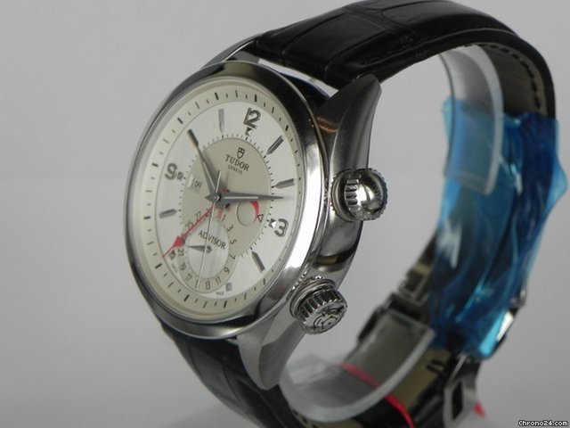 replica Tudor HERITAGE ADVISOR AUTOMATIC SVEGLIARINO WATCHES 1
