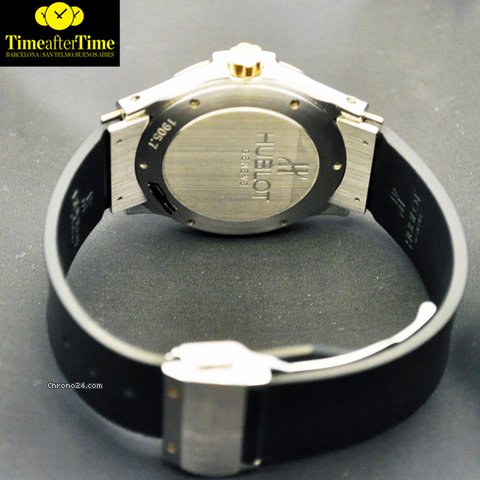 replica Hublot CLASSIC MAXI STEEL AND GOLD WATCHES 1