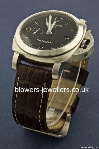 replica Panerai Luminor 1950 GMT PAM 00320 WATCHES 1