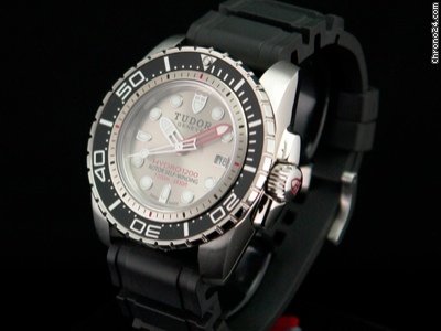 replica Tudor Hydronaut 1200 Ref. 25000 Neu WATCHES 1