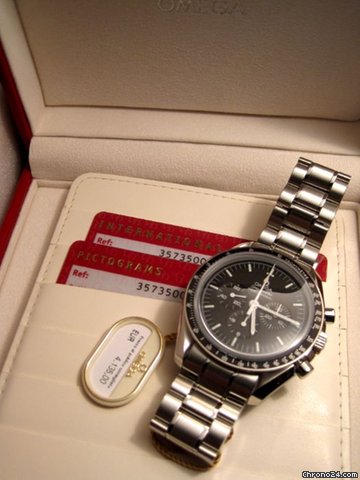 Omega Speedmaster Professional Moon Watch WATCHES 2