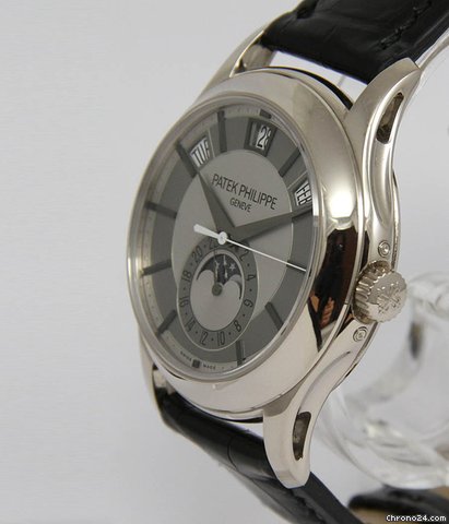 Patek Philippe Ref. 5205 G WATCHES 2