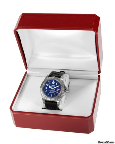 Breitling E17370 Aeromarine Seawolf Avenger Titanium Watch WATCHES 2