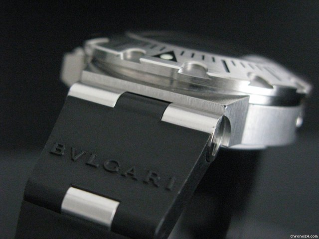 Bulgari SCUBA DIAGONO DIVING PROFESS WATCHES 2
