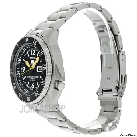 replica Seiko 5 Black Dial Stainless Steel Compass Automatic Mens Watch SKZ211J1 WATCHES 1