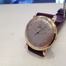 replica Omega vintage 1947 auto bumper 18k yellow gold mint condition WATCHES 1