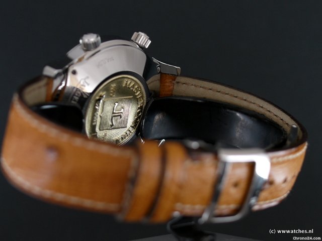 Jaeger-LeCoultre Master Memovox 36mm WATCHES 2