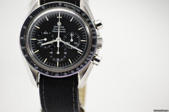 Omega Speedmaster Moonwatch anno 1969 WATCHES 2