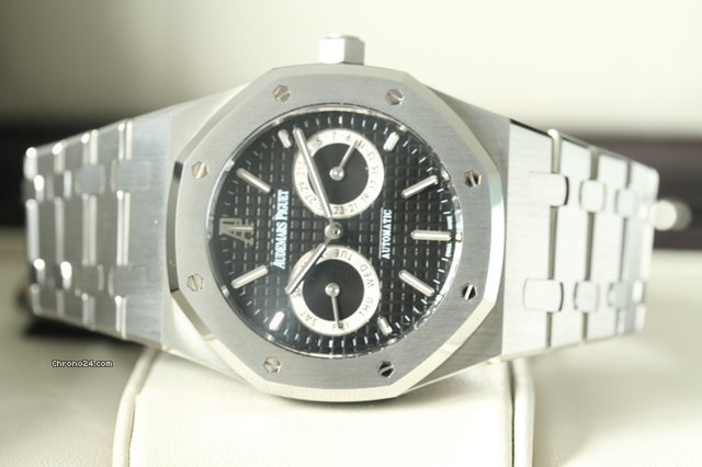 Audemars Piguet Royal Oak Day & Date (€ 9250,- Excl. VAT) WATCHES 2