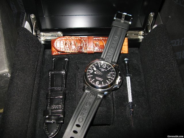 Panerai Luminor GMT PAM 00063 C WATCHES 2