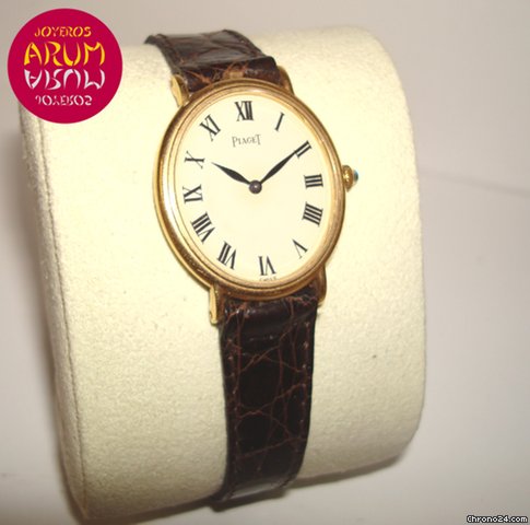 Piaget Vintage WATCHES 2