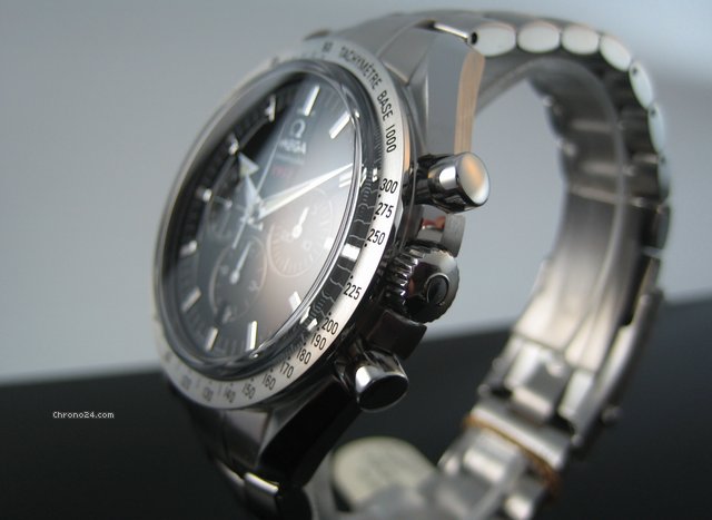 Omega Speedmaster Broad Arrow 321.10.42.50.01.001 WATCHES 2