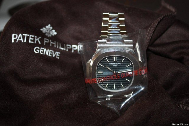 Patek Philippe Nautilus Jumbo WATCHES 2