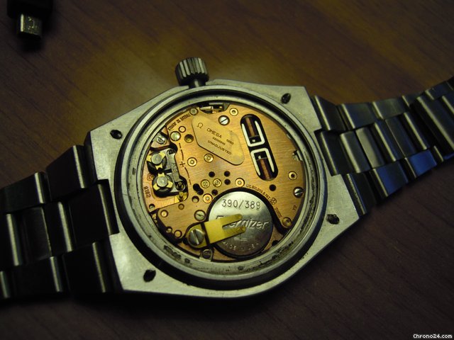 Omega Seamaster Electronic F300 Hz Chronometer WATCHES 2