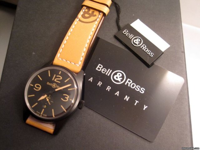 Bell & Ross Vintage 123 Automatic WATCHES 2