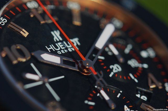 replica Hublot Big Bang Evolution NEUWERTIG / Keramik-Kautschuk 44mm WATCHES 1