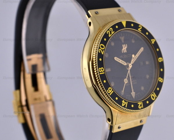 Hublot Professional 300MT 18K Yellow Gold / Rubber Quartz 31.2MM WATCHES 2