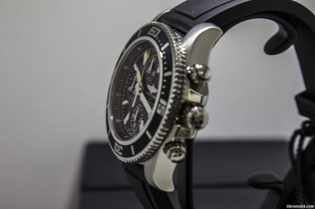 replica Breitling SUPEROCEAN CHRONOGRAPH II WATCHES 1