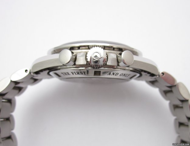 replica Omega Speedmaster Pro Moonphase WATCHES 1