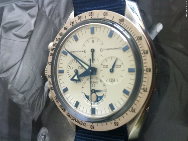 Omega Speedmaster Professional Moonphase WATCHES 2