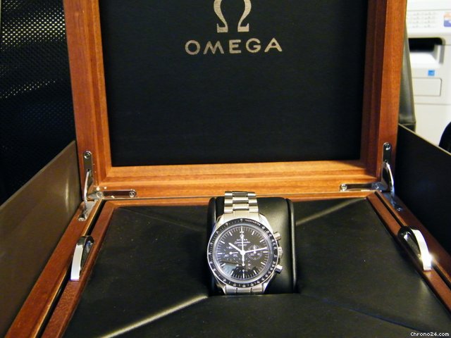 Omega SPEEDMASTER WATCHES 2