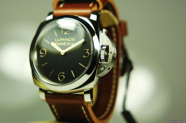 Panerai PAM 372 WATCHES 2