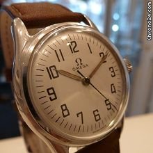 Omega vintage 32 mm meca with patina WATCHES 2