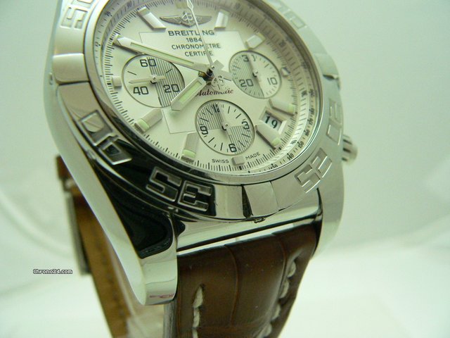 Breitling Chronomat B01 WATCHES 2