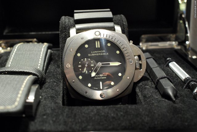 Panerai LUMINOR SUBMERSIBLE 1950 TITANE WATCHES 2