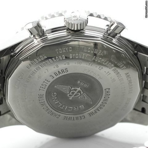 replica Breitling Navitimer World Chronograph Chronometre A24322 WATCHES 1
