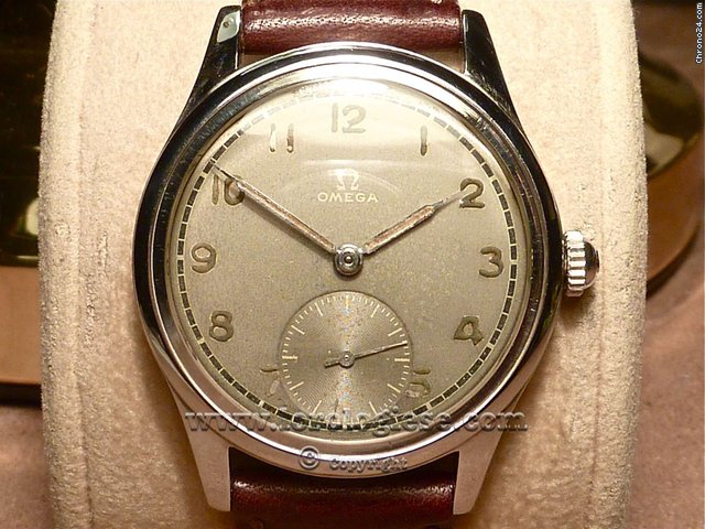 Omega Vintage 1947 Military Style Waterproof Case Cal. 30.T2.PC WATCHES 2