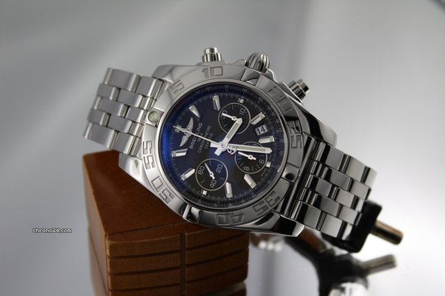 Breitling Chronomat 44 AB0110 Box u. Papiere aus 2012 WATCHES 2