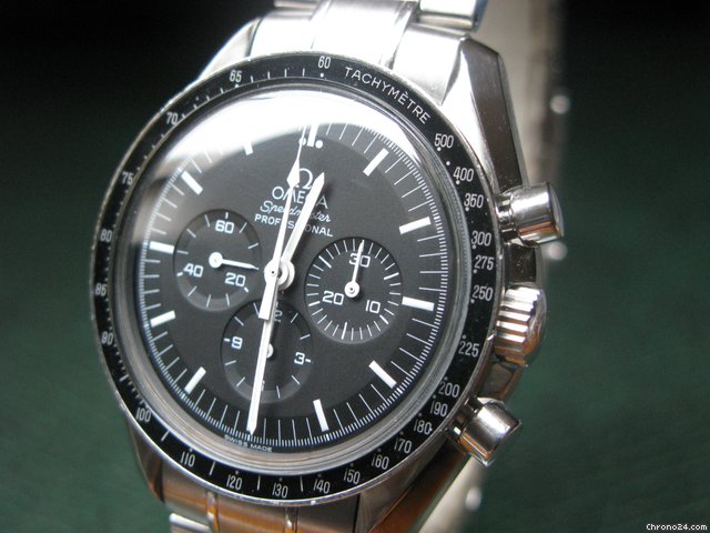 replica Omega SPEEDMASTER APOLLO XVII - 30EME ANNIV - EDIT LIMITEE A 3000 WATCHES 1