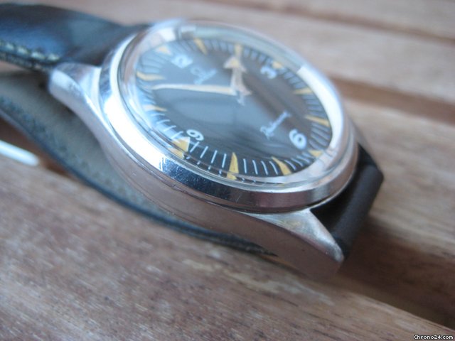 Omega Railmaster WATCHES 2